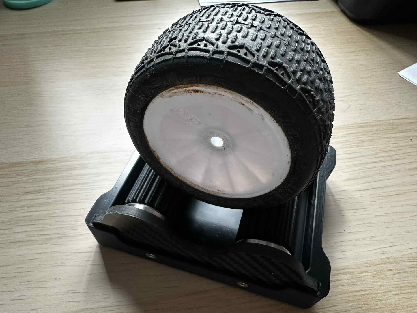 RPM 1/10th/1/8th tyre break in machine