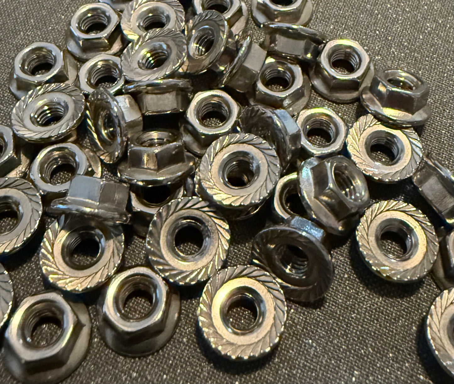 RPM M4 SERATED STAINLESS STEEL WHEEL NUT (8)