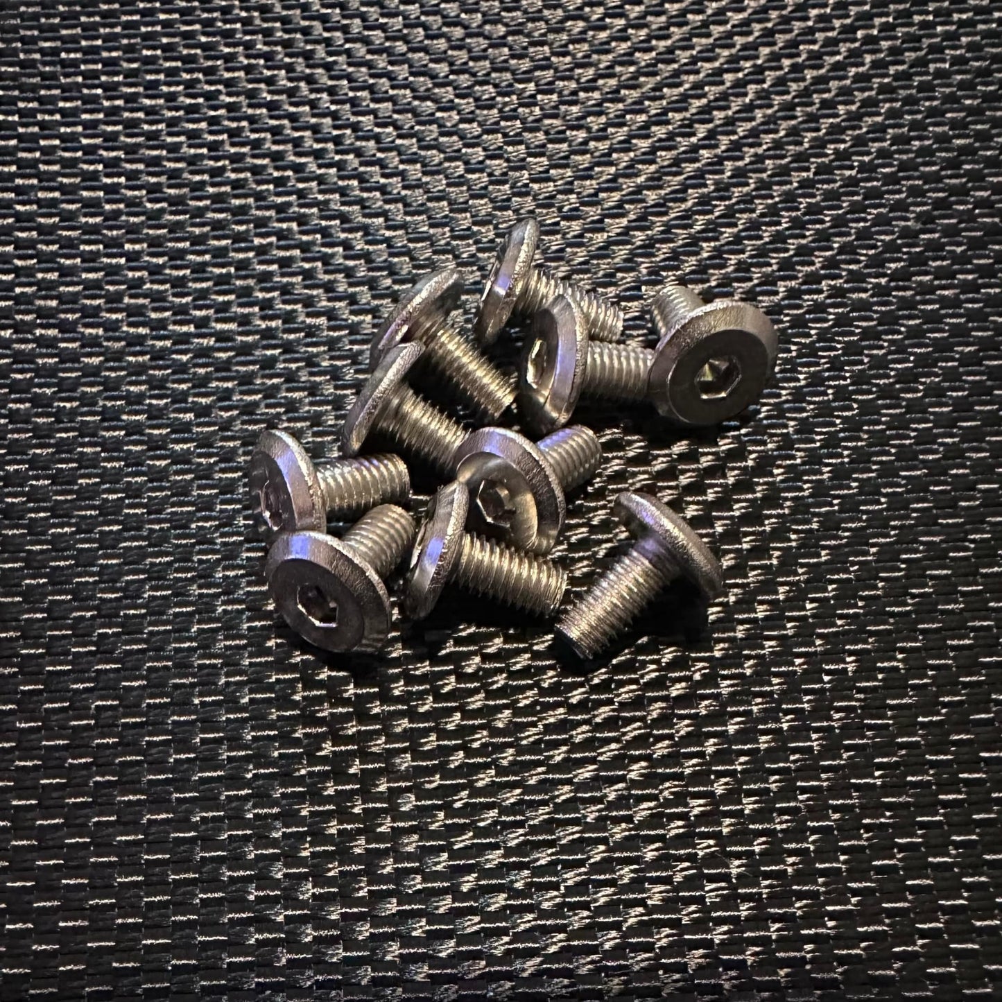 M3 FLAT HEX HEAD SCREW (10)