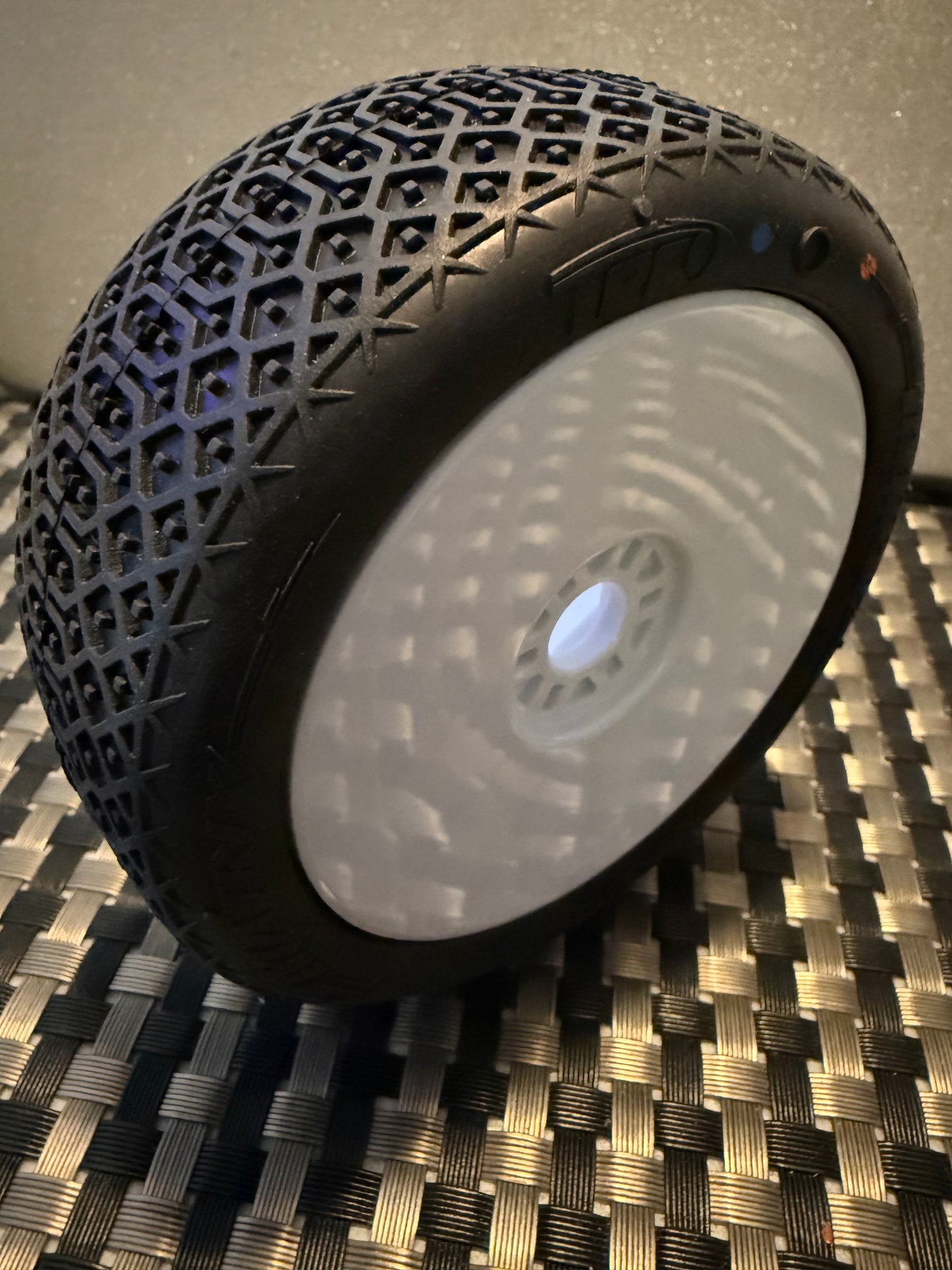T PRO MATRIX SOFT LONG WEAR