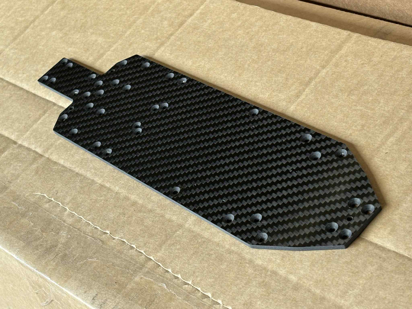 RPM -12mm shorter 3mm thick CF chassis to suit pr racing B10r