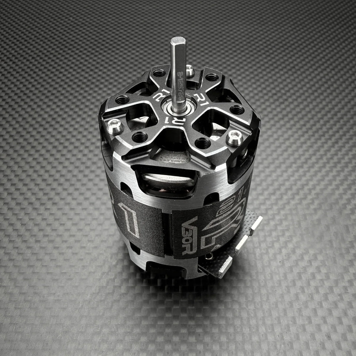 R1 Wurks 020187 V30R 21.5T Competition Brushless ROAR Motor